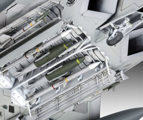 MODEL DO SKLEJANIA REVELL LOCKHEED MARTIN F-22A MODEL DO SKLEJANIA REVELL LOCKHEED MARTIN F-22A