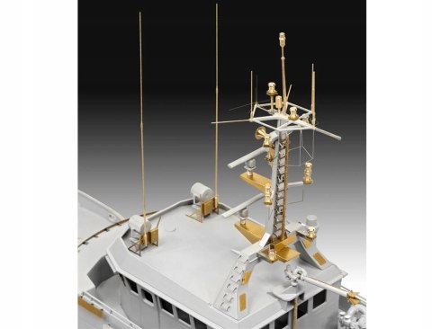 MODEL DO SKLEJANIA REVELL S&R VESSEL HERMANN MODEL DO SKLEJANIA REVELL S&R VESSEL HERMANN