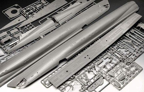 MODEL DO SKLEJANIA REVELL German Submarine Type IX MODEL DO SKLEJANIA REVELL German Submarine Type IX
