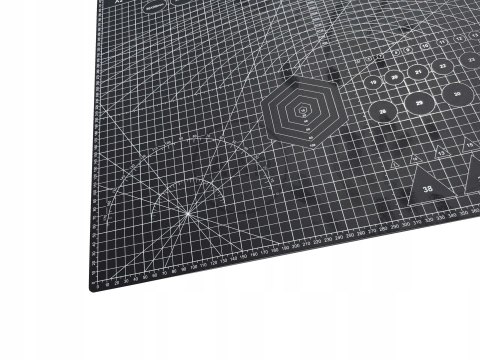 MATA DO CIĘCIA SAMOGOJĄCA A2 60 X 45 CM CZARNA MODELARSKA 5 WARSTWOWA 3 MM