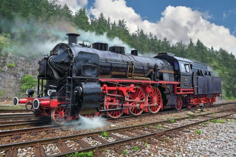MODEL DO SKLEJANIA REVELL LOKOMOTYWA S3/6 BR18-TENDER 1:87 02168 MODEL DO SKLEJANIA REVELL LOKOMOTYWA S3/6 BR18-TENDER 1:87 02168