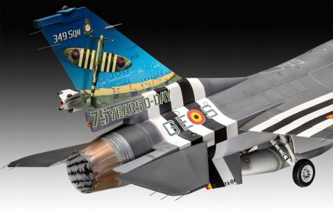 MODEL DO SKLEJANIA REVELL SAMOLOT F-16 FALCON - 50TH ANNIVERSARY 1:32 03802 MODEL DO SKLEJANIA REVELL SAMOLOT F-16 FALCON - 50TH ANNIVERSARY 1:32 03802